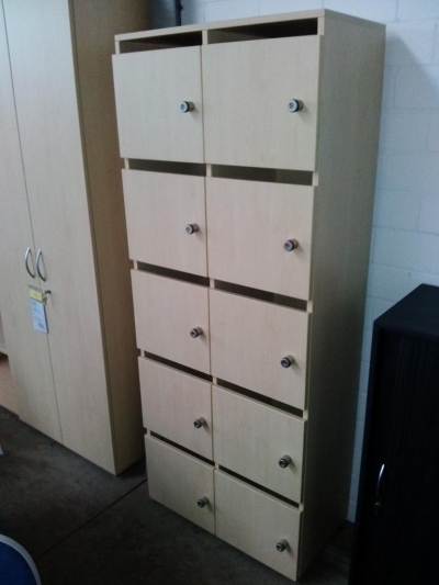 Postverteilerschrank nach Kundenwunsch