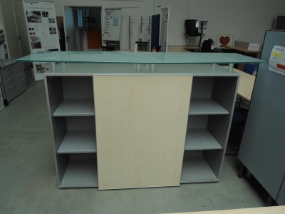 Sideboard mit Glas Designabdeckplatte KE, gebraucht