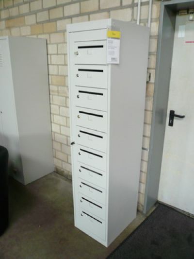 Postverteilerschrank (Briefkastenschrank)