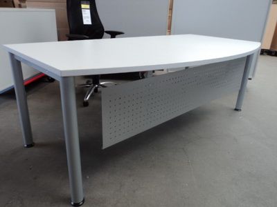 Chef - Schreibtisch XP mit oder ohne Frontblende