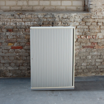 Querrollladenschrank in perlweiß, mit 3 Ordnerhöhen