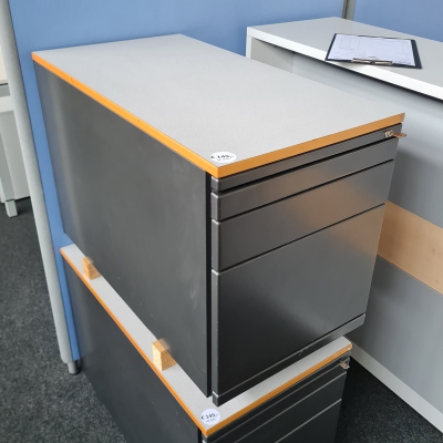 gebrauchter Rollcontainer aus anthrazitfarbenen Stahl und heller Abdeckplatte