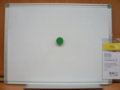 magnetische Schreibtafel mit Aluminiumrahmen zum anbringen an die Wand