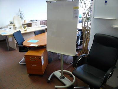 Flipchart PROline auf Rollen, magnetische Fläche, höhenverstellbar