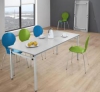 grauer Klapptisch für das Büro