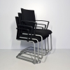 Freischwinger von Steelcase in schwarz, stapelbar