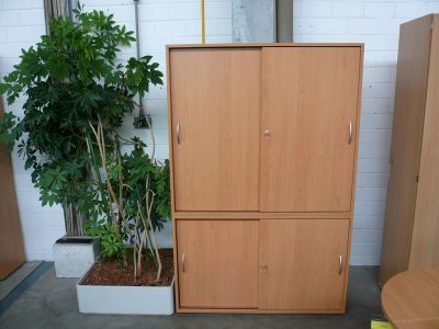 Aktenschrank 5 Ordnerhöhen mit Schiebetürenschrank